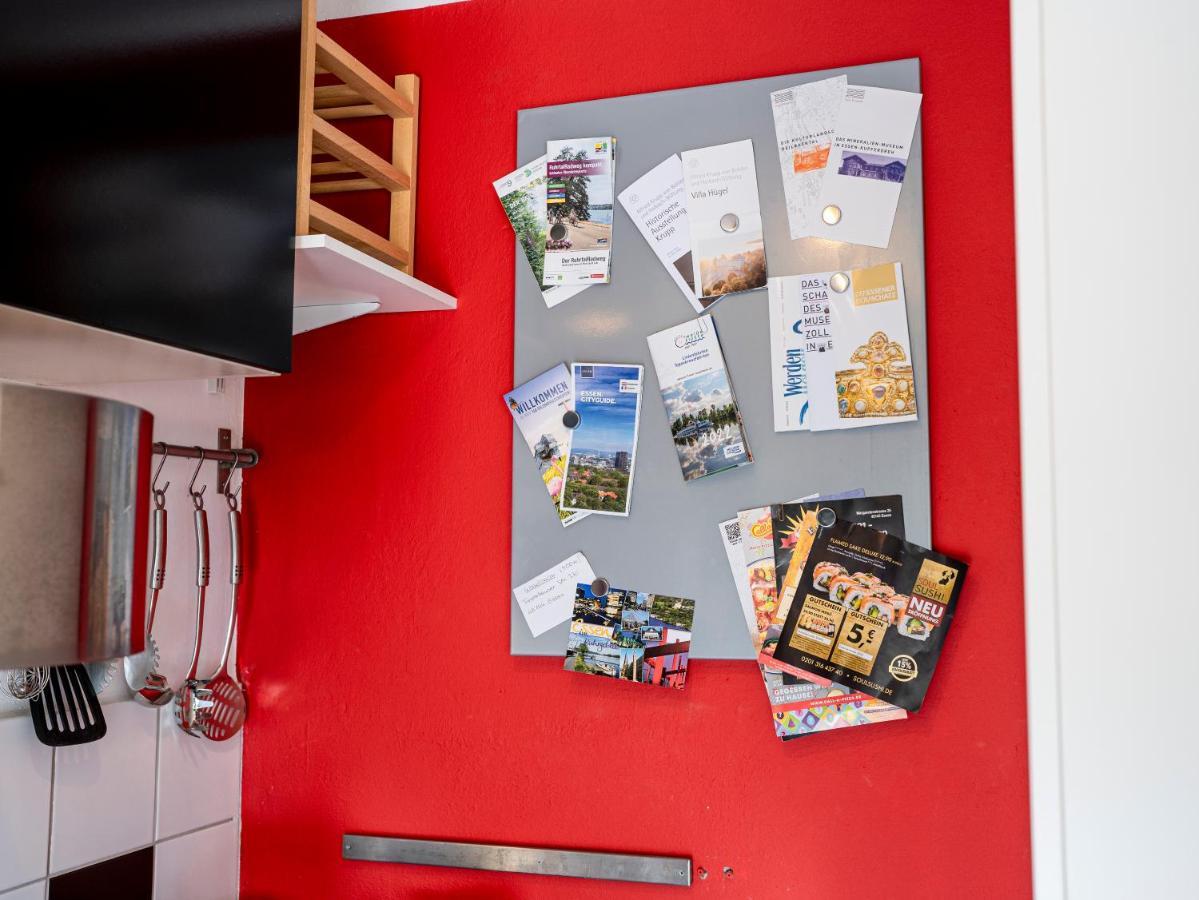 Zentrale & Gemuetliche Wohnung Mit Sonnenbalkon Essen Bagian luar foto
